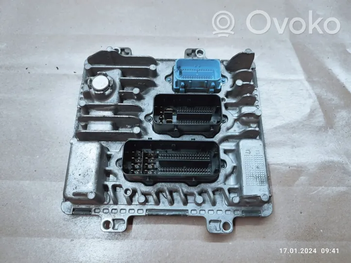 Opel Mokka X Moottorin ohjainlaite/moduuli 55501572