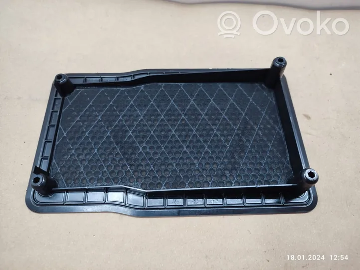 BMW X6 E71 Subwoofer-bassoelementin etusäleikkö/lista 9112469