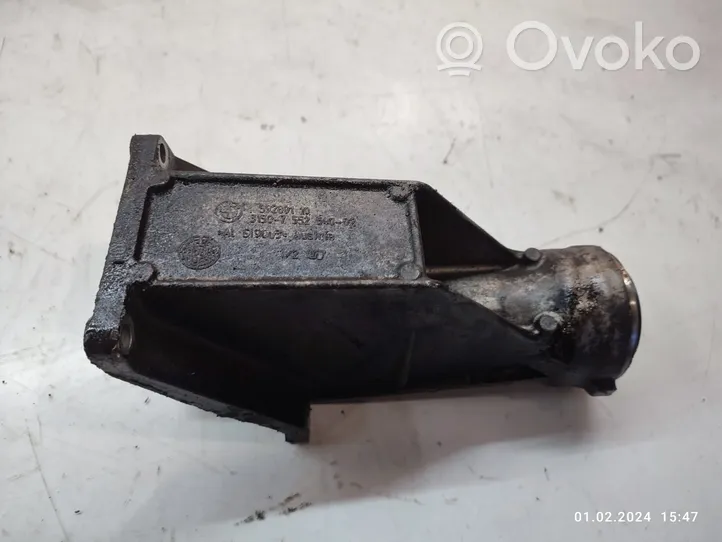 BMW X5 E70 Wspornik / Mocowanie łożyska podpory wału napędowego 7552540