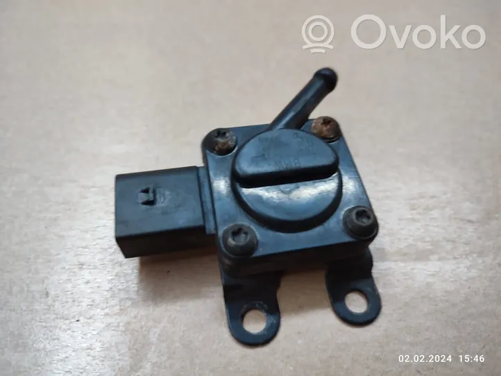 BMW X5 E70 Exhaust gas pressure sensor 7808013