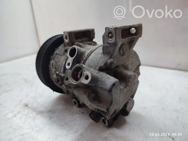 Toyota Avensis T250 Ilmastointilaitteen kompressorin pumppu (A/C) GE4472601744