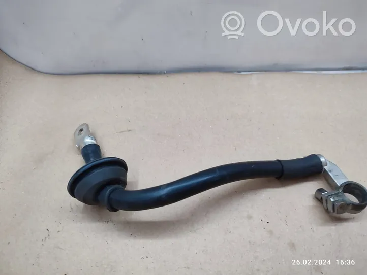 Audi Q7 4L Câble de batterie positif 4L0971225