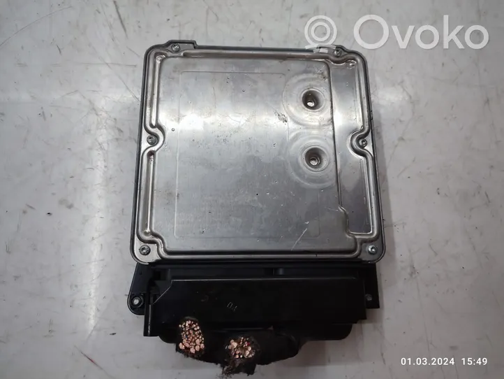 Audi A4 S4 B7 8E 8H Calculateur moteur ECU 03G906016KP