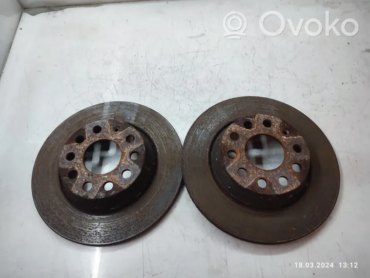 Audi A3 S3 8P Bremsscheibe hinten 