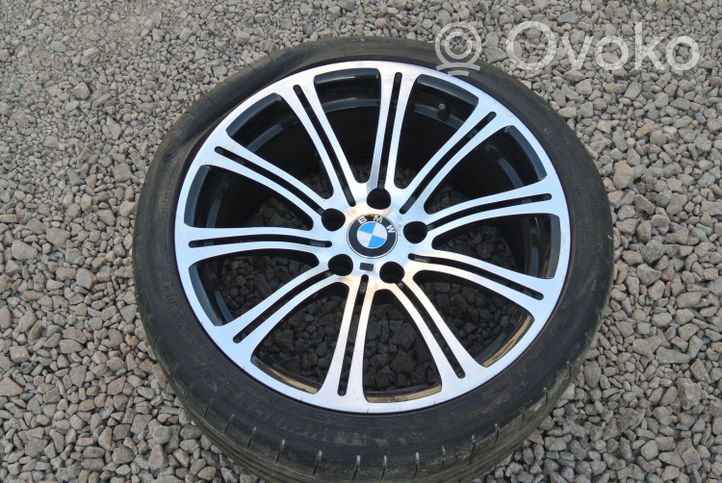 BMW M3 R19-alumiinivanne 2283556