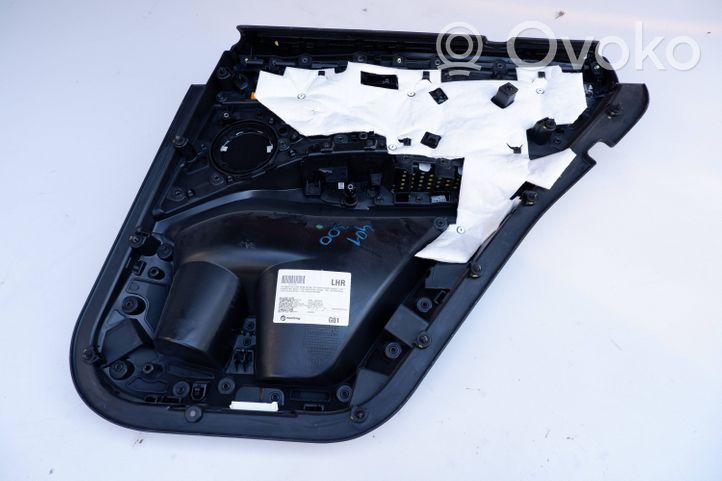 BMW X3 G01 Kupejas aizmugures sānu apdares panelis 5863826