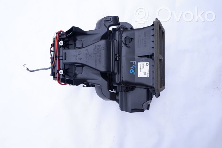 BMW 2 F46 Bloc de chauffage complet 9383118