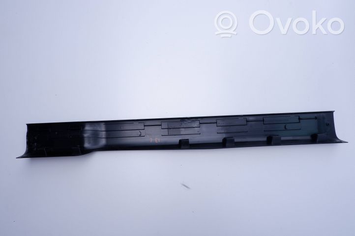 BMW i3 Etuoven kynnyksen suojalista 7272379