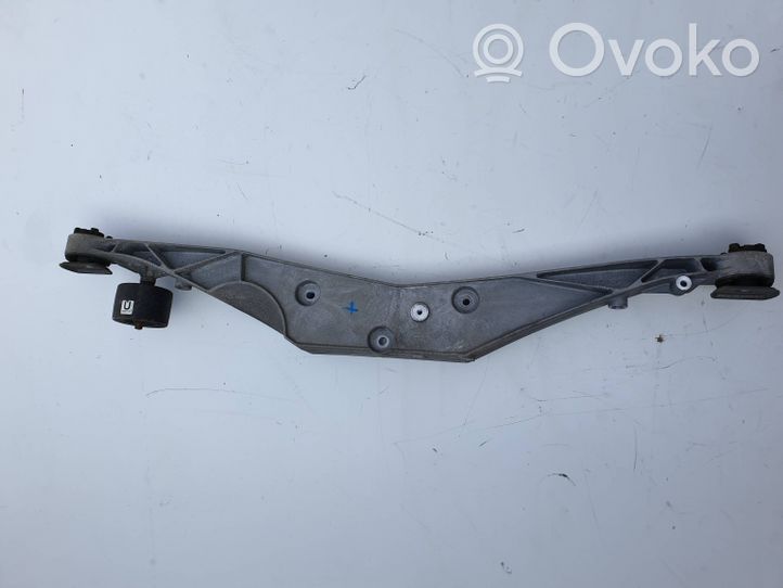 BMW X1 F48 F49 Support de différentiel arrière 6852896