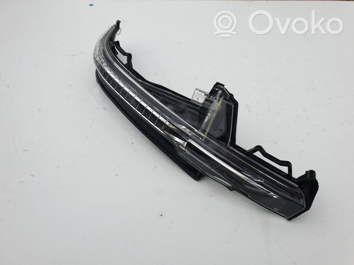 Audi Q7 4M Indicatore specchietto retrovisore 4M0949102A