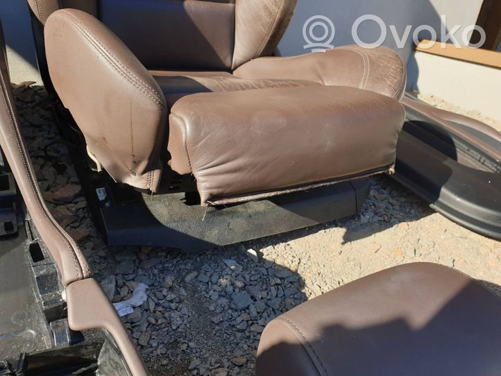 BMW M5 Seat set 
