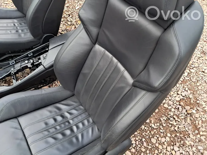 BMW M5 Seat set 