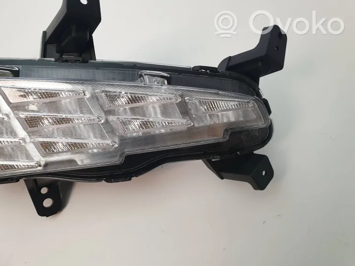 Hyundai i30 LED-päiväajovalo 92208G4600