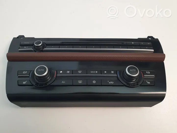 BMW 5 F10 F11 Climate control unit 9241238