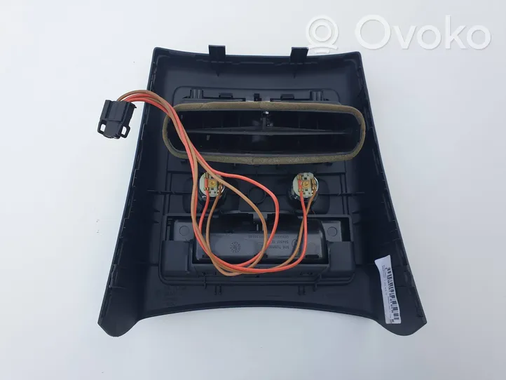 BMW 3 E90 E91 Aizmugurējā gaisa - ventilācijas reste 7148760