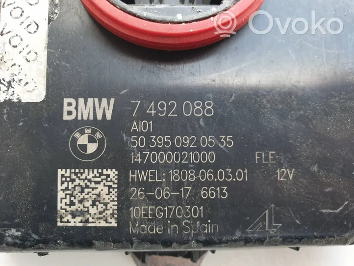 BMW 2 F45 Moduł sterujący statecznikiem LED 7492088