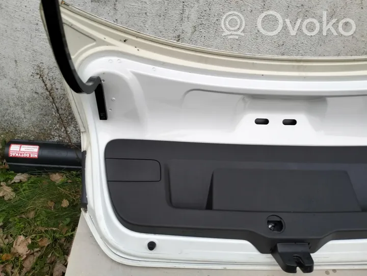 Volkswagen Jetta VI Tylna klapa bagażnika KLAPA