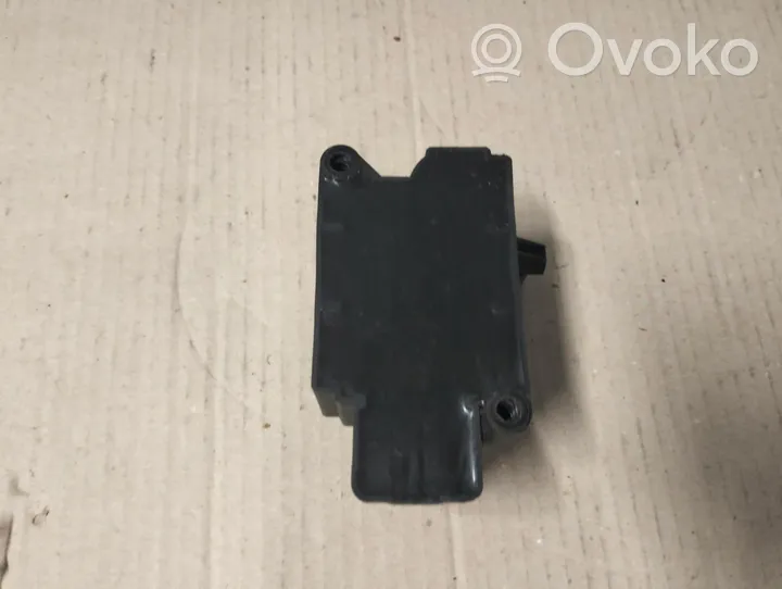 Audi Q8 Air suspension valve block 4M0616013B