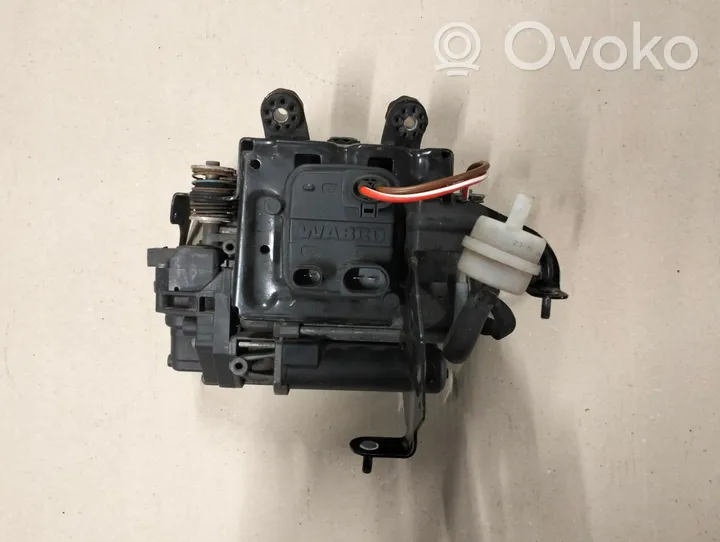 Audi Q8 Air suspension compressor/pump 4M0616005H