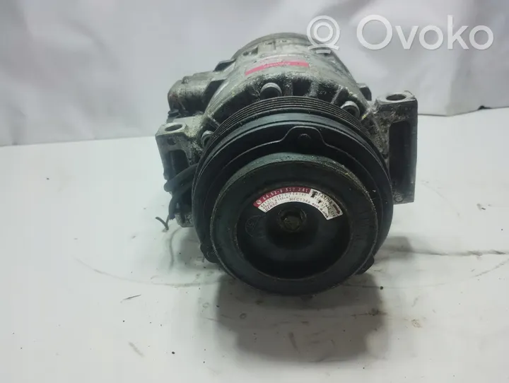 BMW 5 E39 Compressore aria condizionata (A/C) (pompa) 8377241