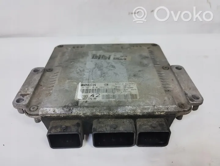 Peugeot 607 Unité de commande, module ECU de moteur 9645737680