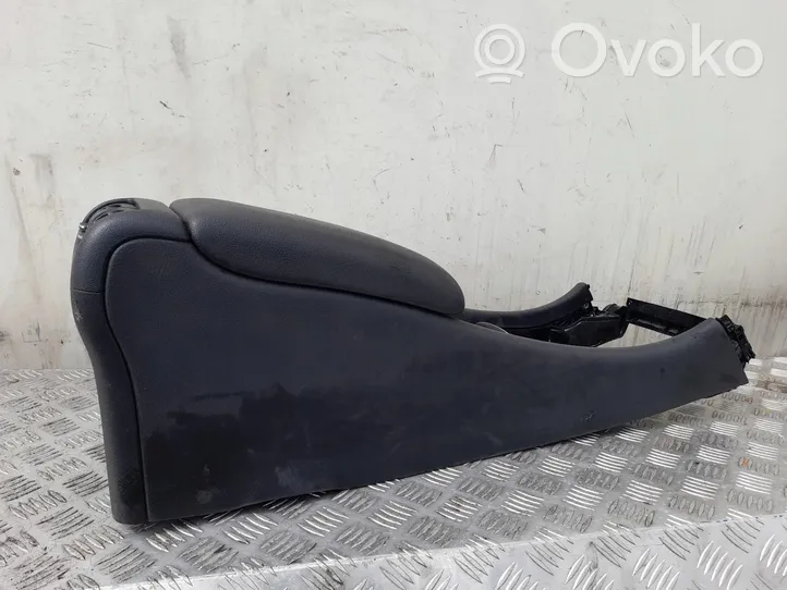 Mercedes-Benz C W203 Console centrale E037611021