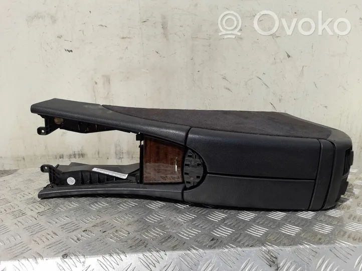 Mercedes-Benz C W203 Console centrale A2116800350