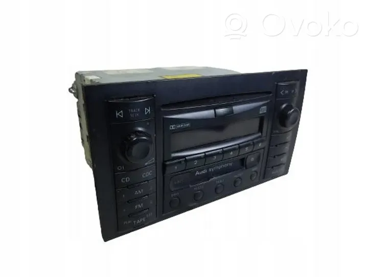 Audi A3 S3 8L Unità principale autoradio/CD/DVD/GPS 8L0035195