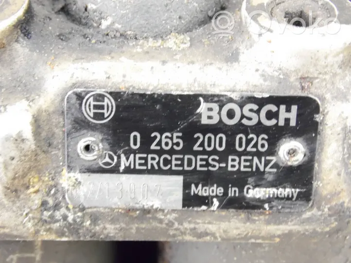 Mercedes-Benz 190 W201 ABS Steuergerät 0265200026