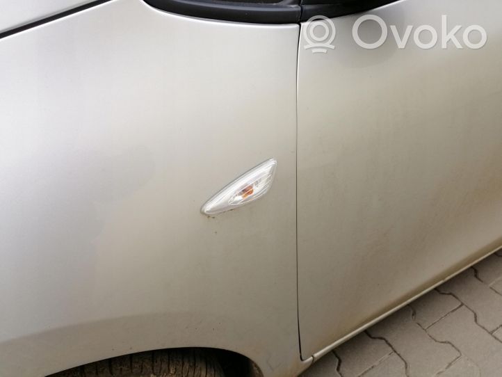 KIA Ceed Front indicator light 