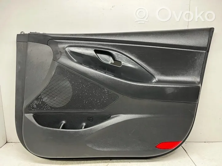 Hyundai i30 Rivestimento del pannello della portiera anteriore 82302-G4600