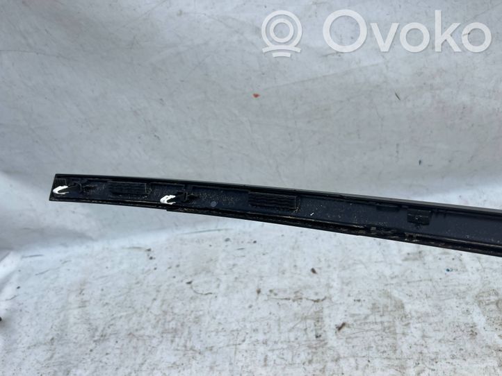 7312188 BMW X7 G07 Rear window tailgate spoiler, 117.65 € | RRR 