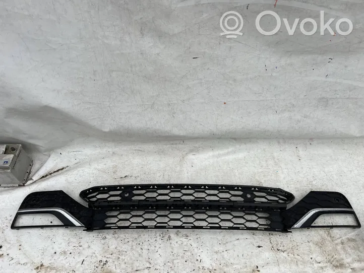 Volkswagen Amarok Front bumper lower grill 2H6853677A