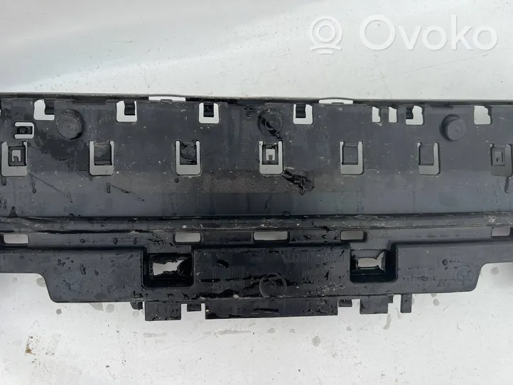 BMW 5 G30 G31 Staffa di rinforzo montaggio del paraurti posteriore 8064714