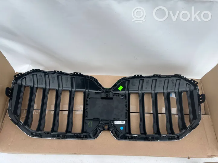 BMW 2 Active Tourer U06 Grille calandre supérieure de pare-chocs avant 8737189