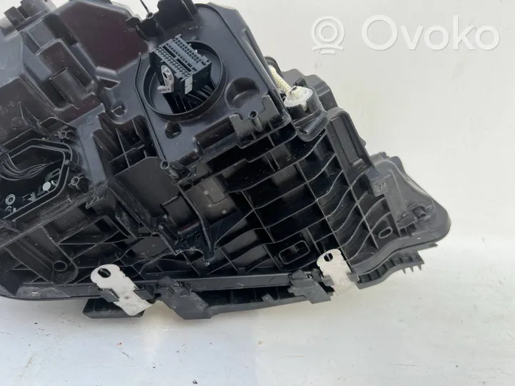 BMW 3 G20 G21 Lampa przednia 9450801-03