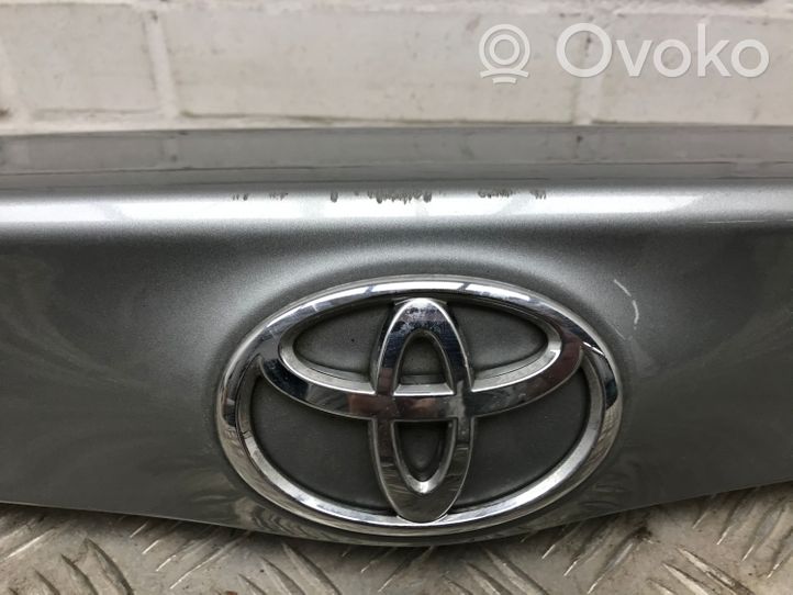 Toyota Auris E180 Poszycie / Tapicerka tylnej klapy bagażnika 7681102E50