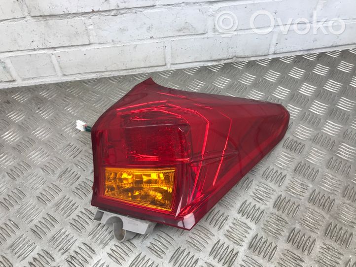 Toyota Auris E180 Rückleuchte Heckleuchte 8155602730