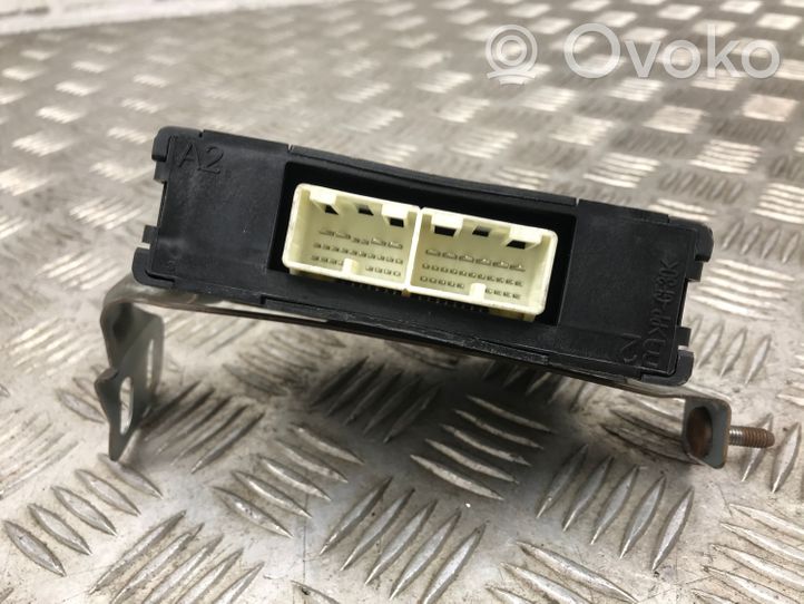 Nissan Leaf I (ZE0) Gearbox control unit/module 310383NADA