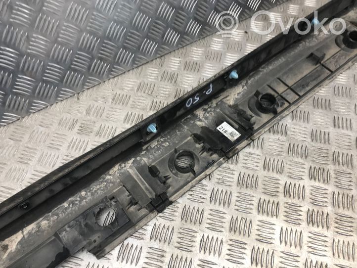 Toyota Prius (XW50) Sill 7586047080