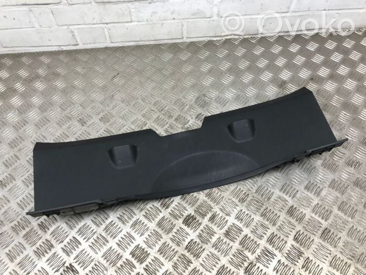 Toyota Yaris Protection de seuil de coffre 583870D090