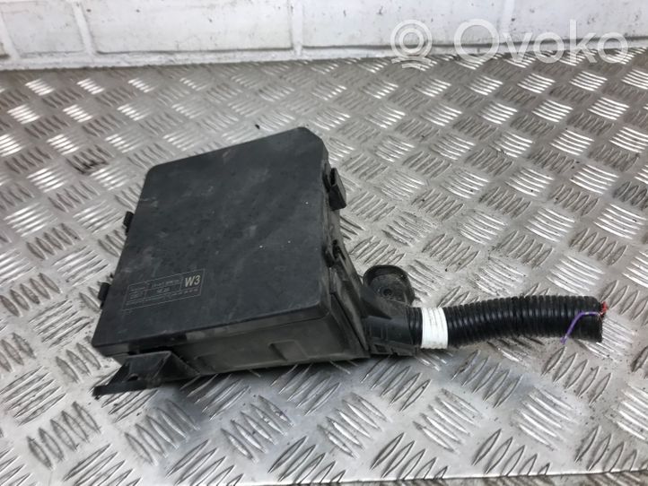 Toyota Yaris Module de fusibles 284B73NE3A