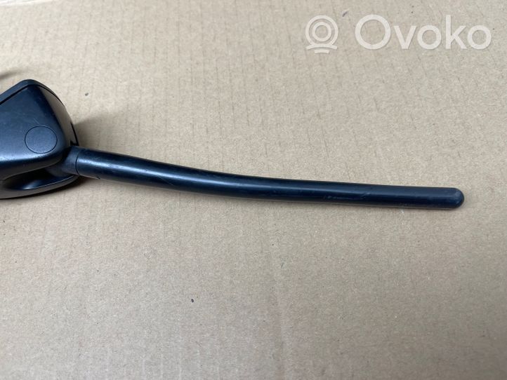 Lexus RX 330 - 350 - 400H Antenne GPS V300919E