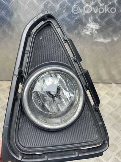 Toyota RAV 4 (XA40) Światło przeciwmgłowe przednie 5203042050
