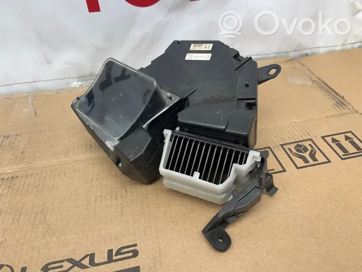 Toyota Prius (XW30) Schermo del visore a sovrimpressione 8310847020