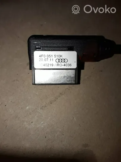 Audi A6 S6 C7 4G iPod jungtis 4F0051510K