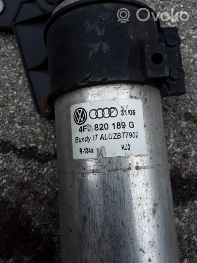 Audi A6 S6 C6 4F Трубка (трубки)/ шланг (шланги) кондиционера воздуха 4F0820189G