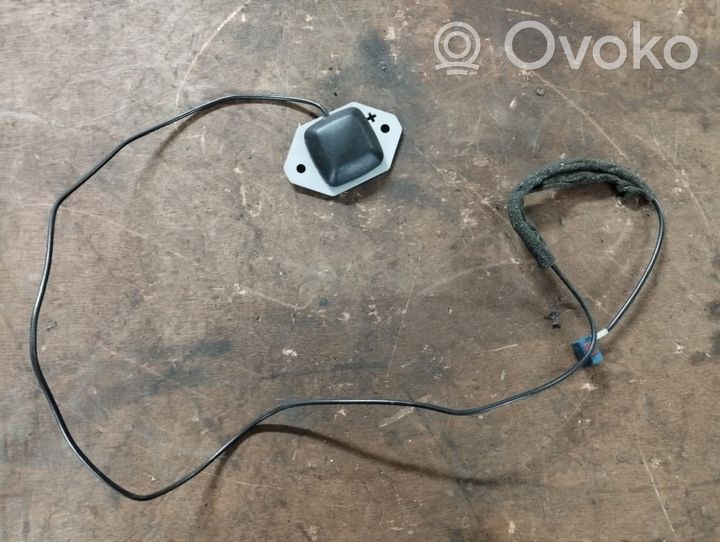 Chrysler Voyager Antenne GPS P05094003AA