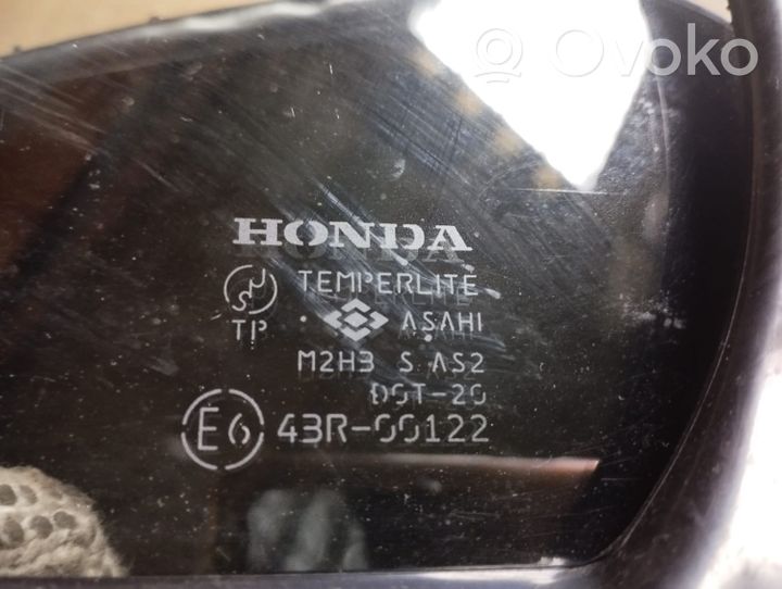 Honda Accord Ventanilla de ventilación de la puerta trasera 