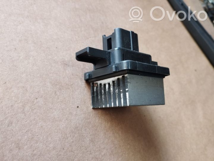 Mitsubishi ASX Heater blower motor/fan resistor 05912F